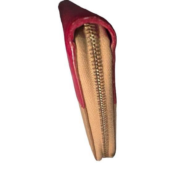 Celine | Multifunction Zip Wallet Tan and Burgundy - Picture 10 of 12